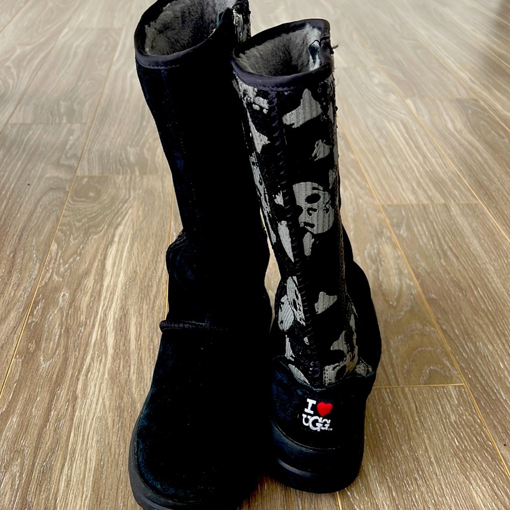 Black suede and sequined Skull UGG boots.  Fleece lined.